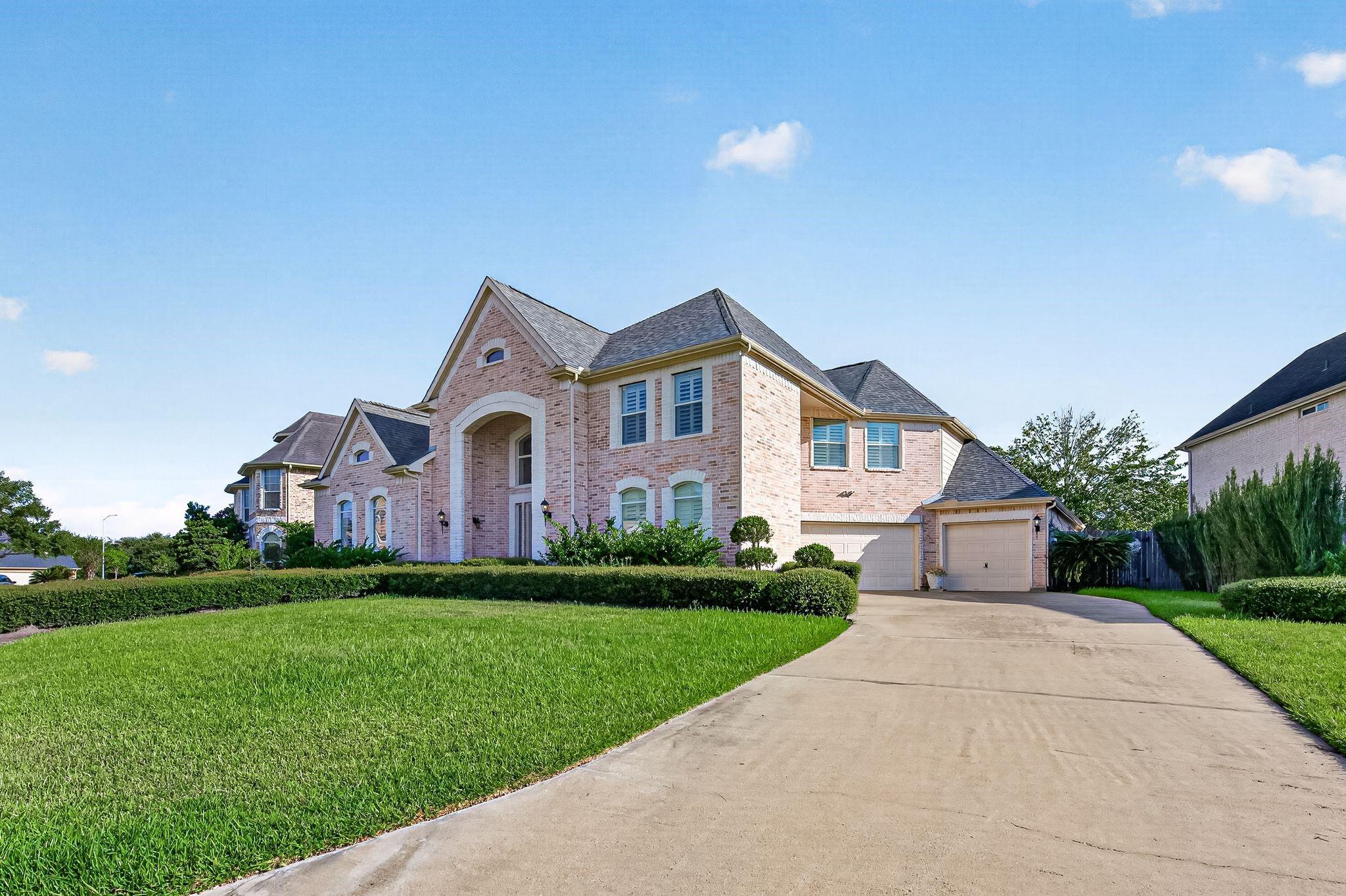 2227 Vinemead Court