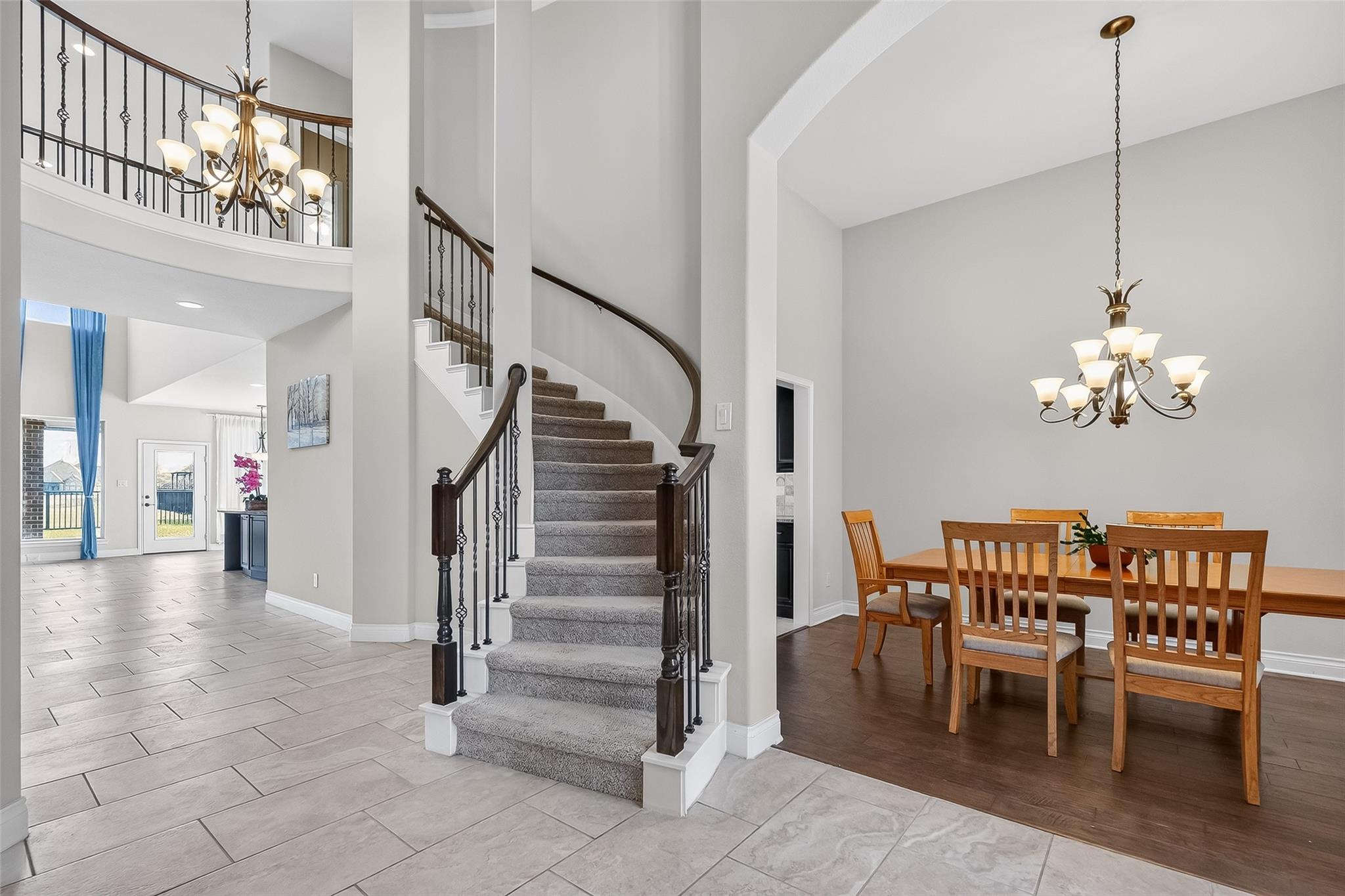 1919 Cayman Bend Lane