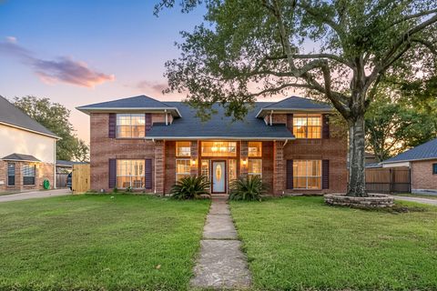 Photo of 18311 Oak Hampton Drive, Houston, TX 77084 (MLS # 76037368)