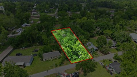 909 Linia Alfred Street Cleveland TX 77327