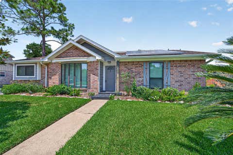 Photo of 11818 Meadowdale Drive, Meadows, TX 77477 (MLS # 97401245)
