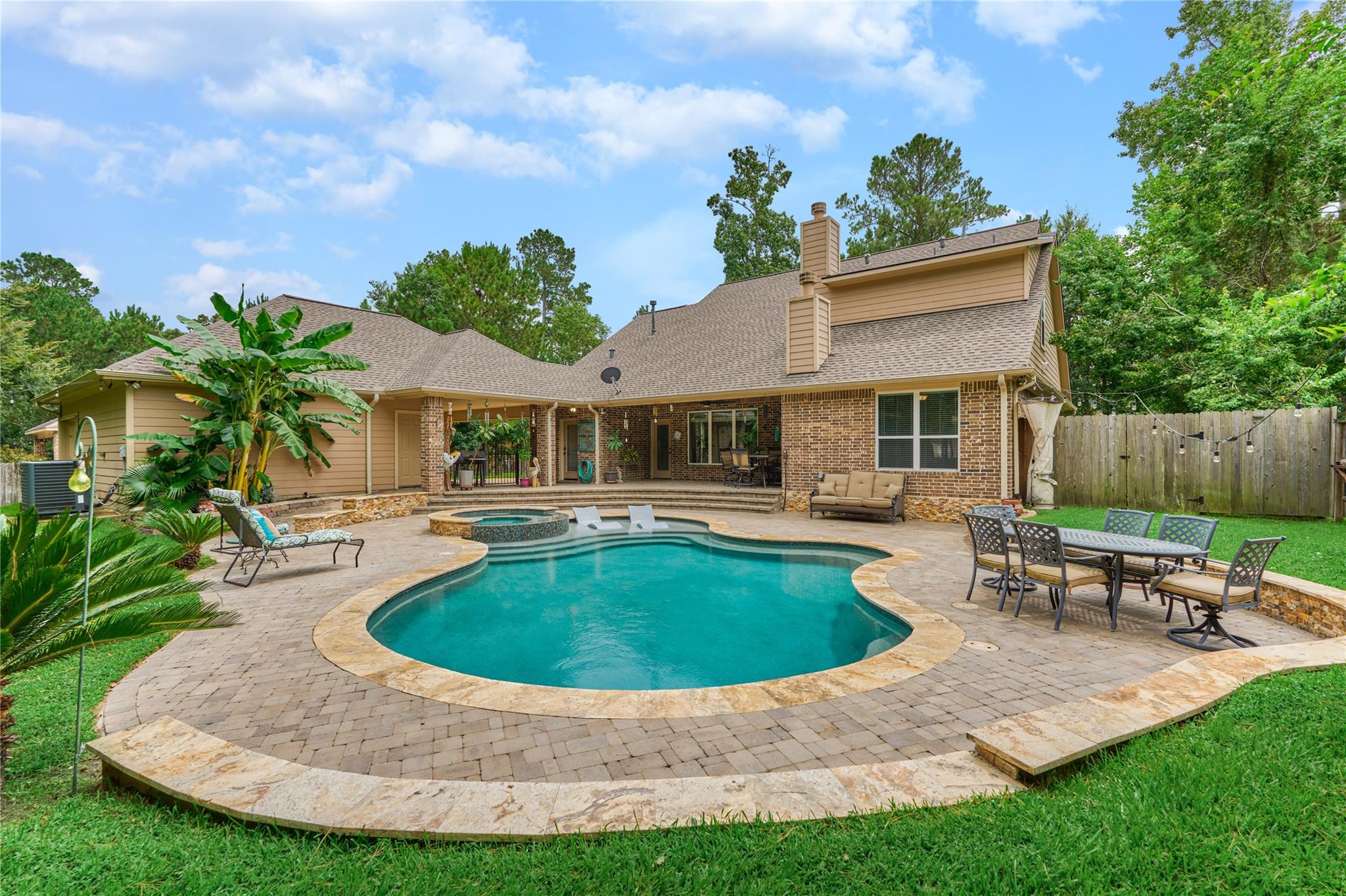 54 Brookefield Circle