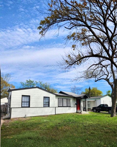 Photo of 1106 12th 1/2 Street N, Texas City, TX 77590 (MLS # 80180618)
