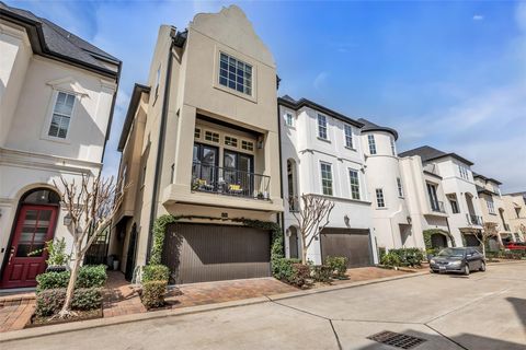 Photo of 1721 Upland Lakes, Houston, TX 77043 (MLS # 51099124)