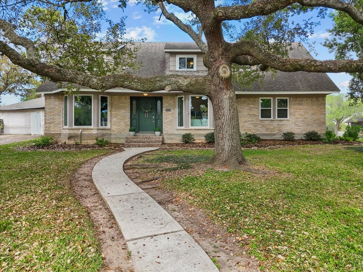 15431 Wandering Trail