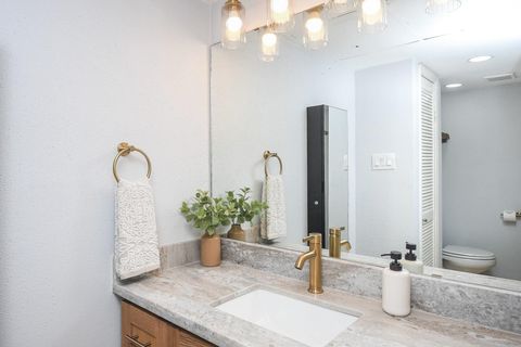 Tiny photo for 1804 Stoney Brook Drive #202, Houston, TX 77063 (MLS # 2596323)