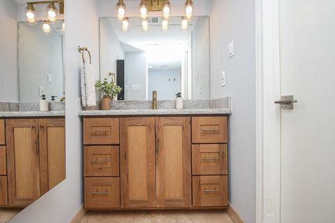 Tiny photo for 1804 Stoney Brook Drive #202, Houston, TX 77063 (MLS # 2596323)