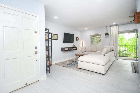 Tiny photo for 1804 Stoney Brook Drive #202, Houston, TX 77063 (MLS # 2596323)