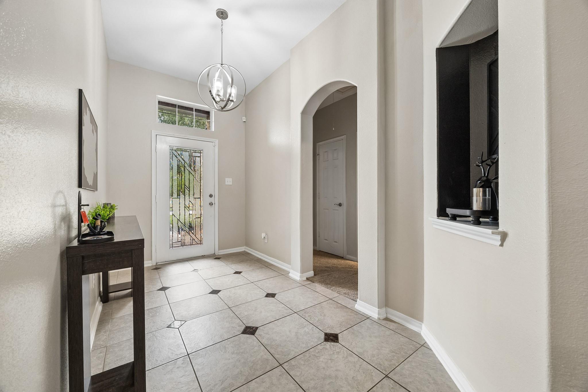 10051 Lynnwood Drive