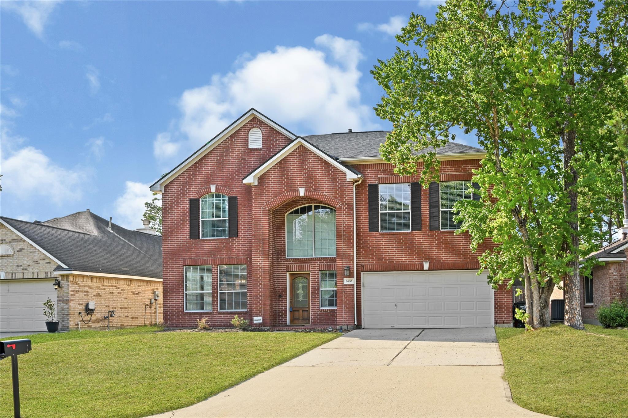 6410 Sparrows Glen Lane