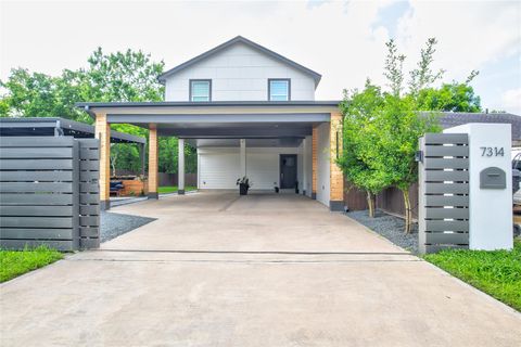 Tiny photo for 7314 Iwo Jima Road, Houston, TX 77033 (MLS # 85407282)