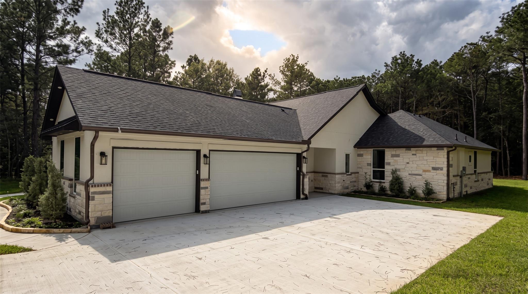 13060 Royal Hill Court
