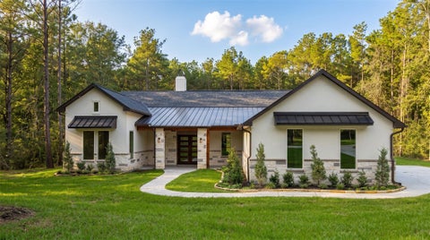 Photo of 13060 Royal Hill Court, Montgomery, TX 77316 (MLS # 4276244)