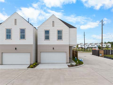 Photo of 4012 Buffalo Moon Drive, Houston, TX 77045 (MLS # 81070034)