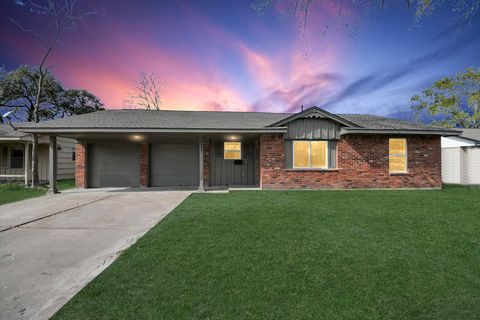 Photo of 6934 Neff Street, Houston, TX 77074 (MLS # 60575023)