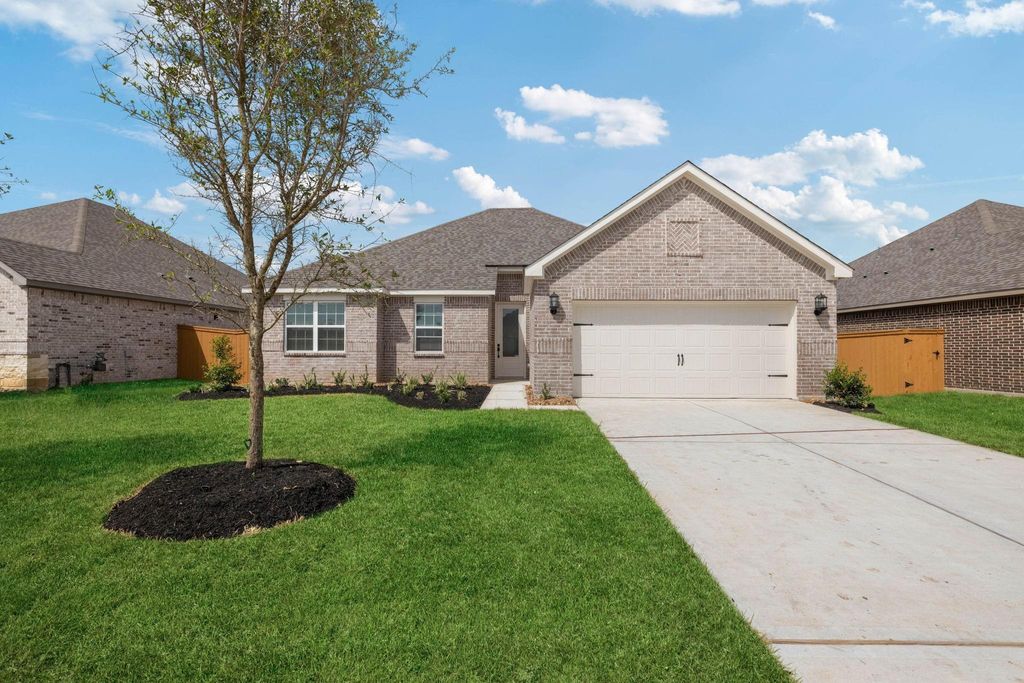 Photo of 14004 Starboard Reach Drive, Texas City, TX 77510 (MLS # 48059578)