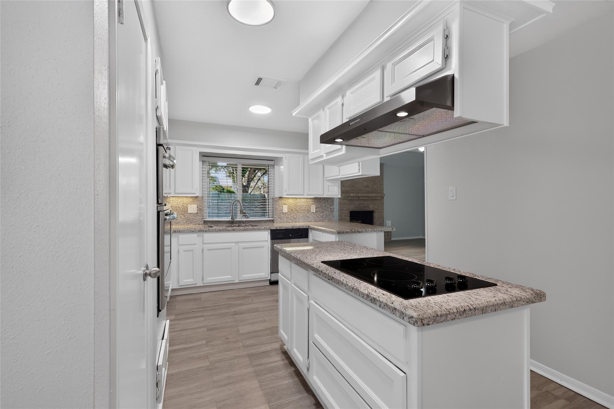 2747 Colony Drive