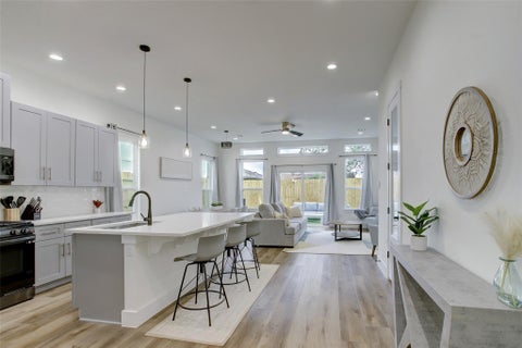 Photo of 7119 Tierwester Street, Houston, TX 77021 (MLS # 51468730)
