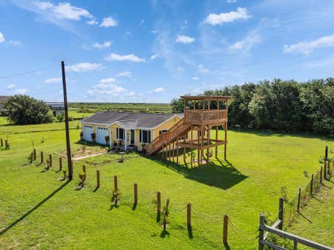 Photo of 1222 Madison Avenue, Port Bolivar, TX 77650 (MLS # 30103322)
