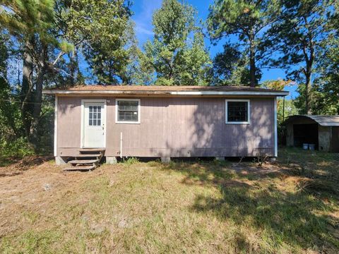 Photo of 145 Holly Drive, Onalaska, TX 77360 (MLS # 17034758)