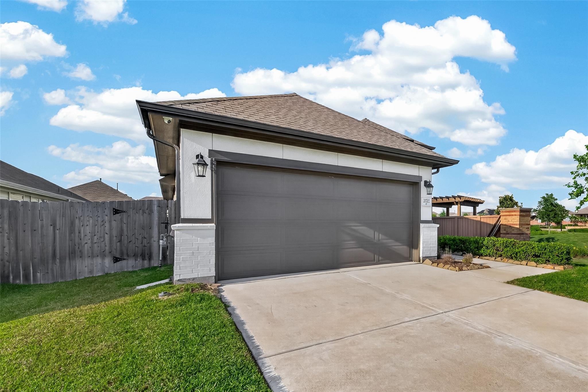 20702 Wilde Redbud Trail