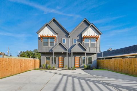 Photo of 7925 Ritz Street, Houston, TX 77028 (MLS # 54691154)