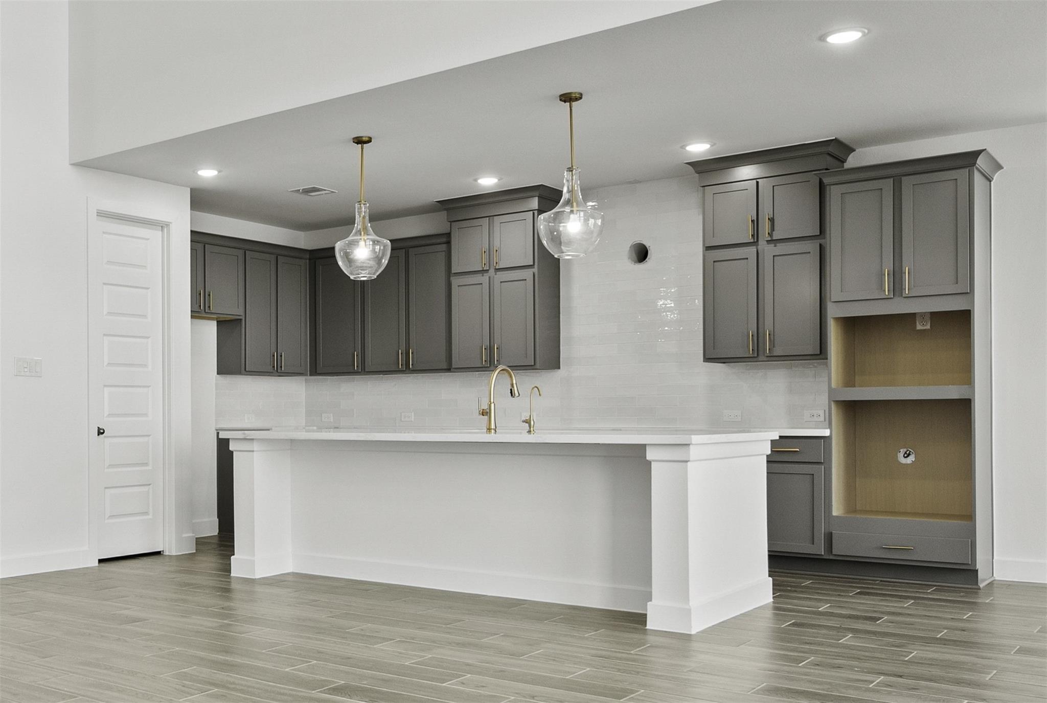 26202 Meadow Bliss Way