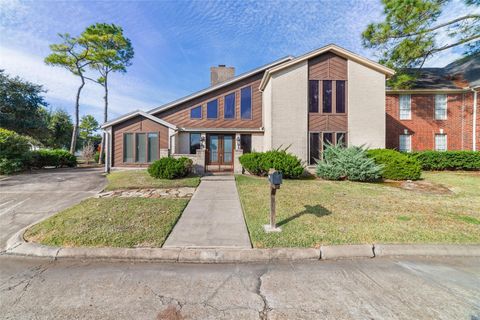 Photo of 3438 Ashton Park Drive, Houston, TX 77082 (MLS # 58141767)