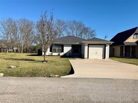 Photo of 8225 Gladstone Street, Houston, TX 77051 (MLS # 70337572)
