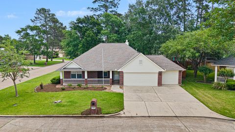 Photo of 3310 Woodwick, Montgomery, TX 77356 (MLS # 63945476)