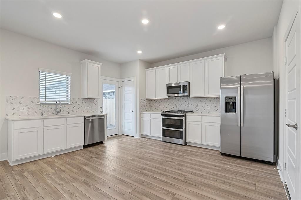 Photo of 10638 Whitejacket, Conroe, TX 77385 (MLS # 53265721)