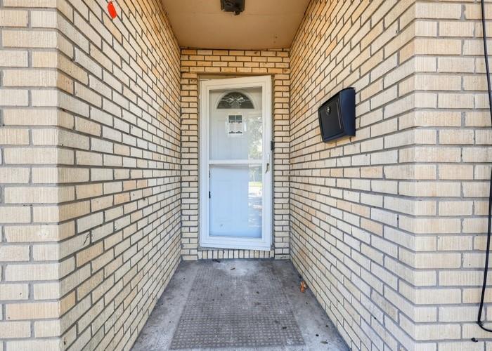 2109 Oaks Drive