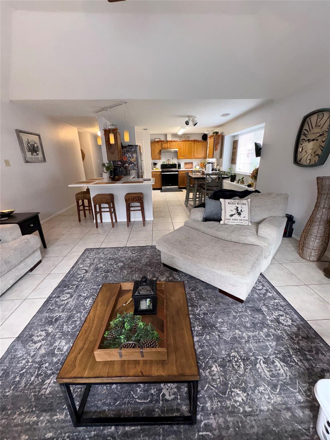 4325 Spoonbill Dr Drive