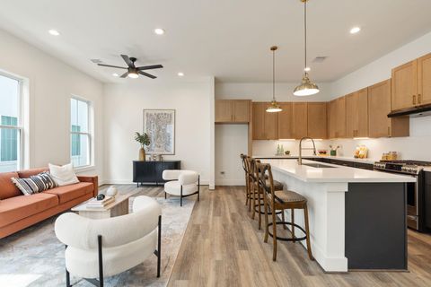 1142 W 16th Street Houston TX 77008