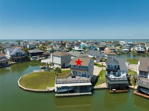 Photo of 543 Sunset Circle, Galveston, TX 77554 (MLS # 92186232)