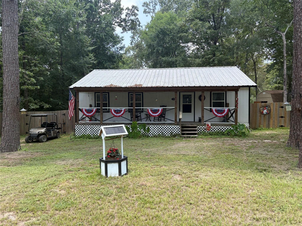 Photo of 141 Mud Cat Drive, Trinity, TX 75862 (MLS # 12752204)