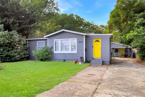 Photo of 1009 11th Street N, Texas City, TX 77590 (MLS # 38982588)