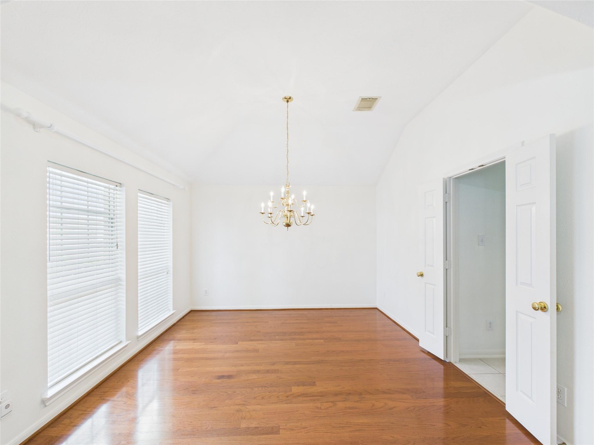 2207 Desert Vine Court