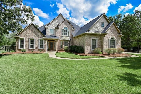 Photo of 32719 Tall Oaks Way, Magnolia, TX 77354 (MLS # 39994653)