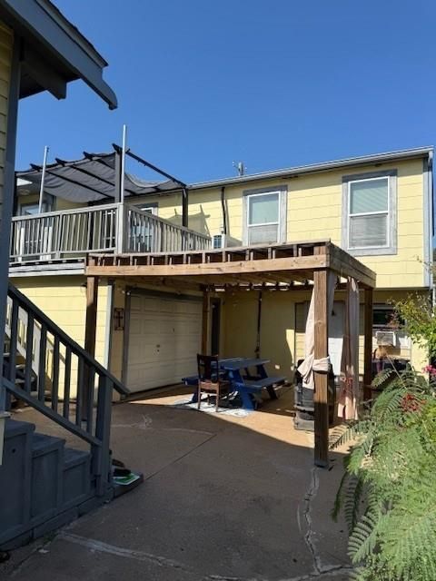 Photo of 3720 Avenue P 1/2 Rear, Galveston, TX 77550 (MLS # 97532617)