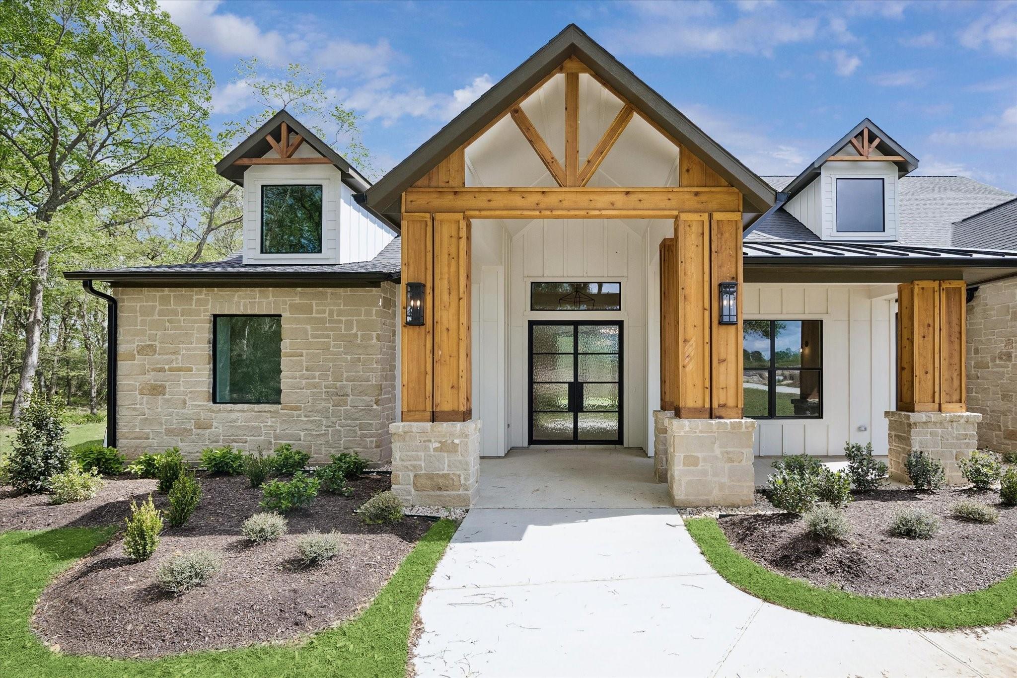9509 Forest Trace