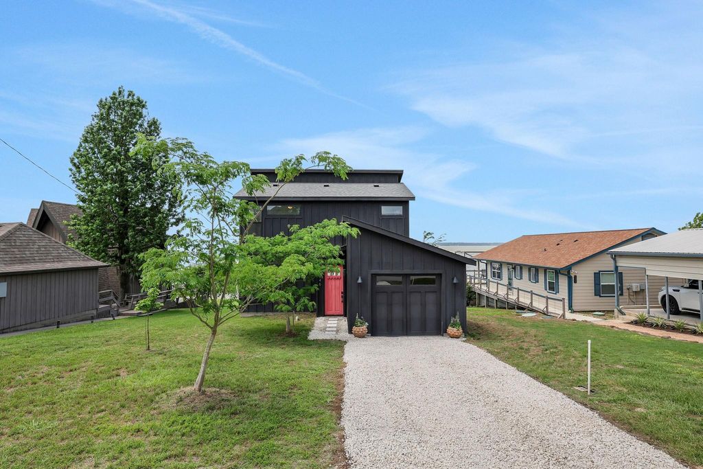 Photo of 546 W Cattle Drive, Onalaska, TX 77360 (MLS # 62976819)