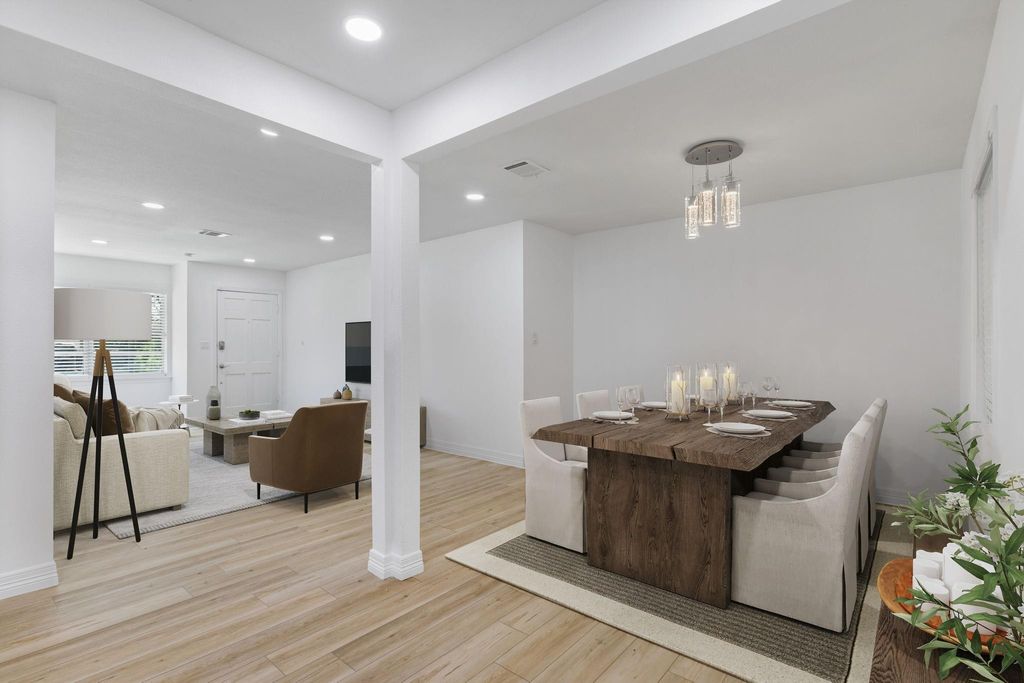 Photo of 6315 Thrush Dr, Houston, TX 77087 (MLS # 96483775)