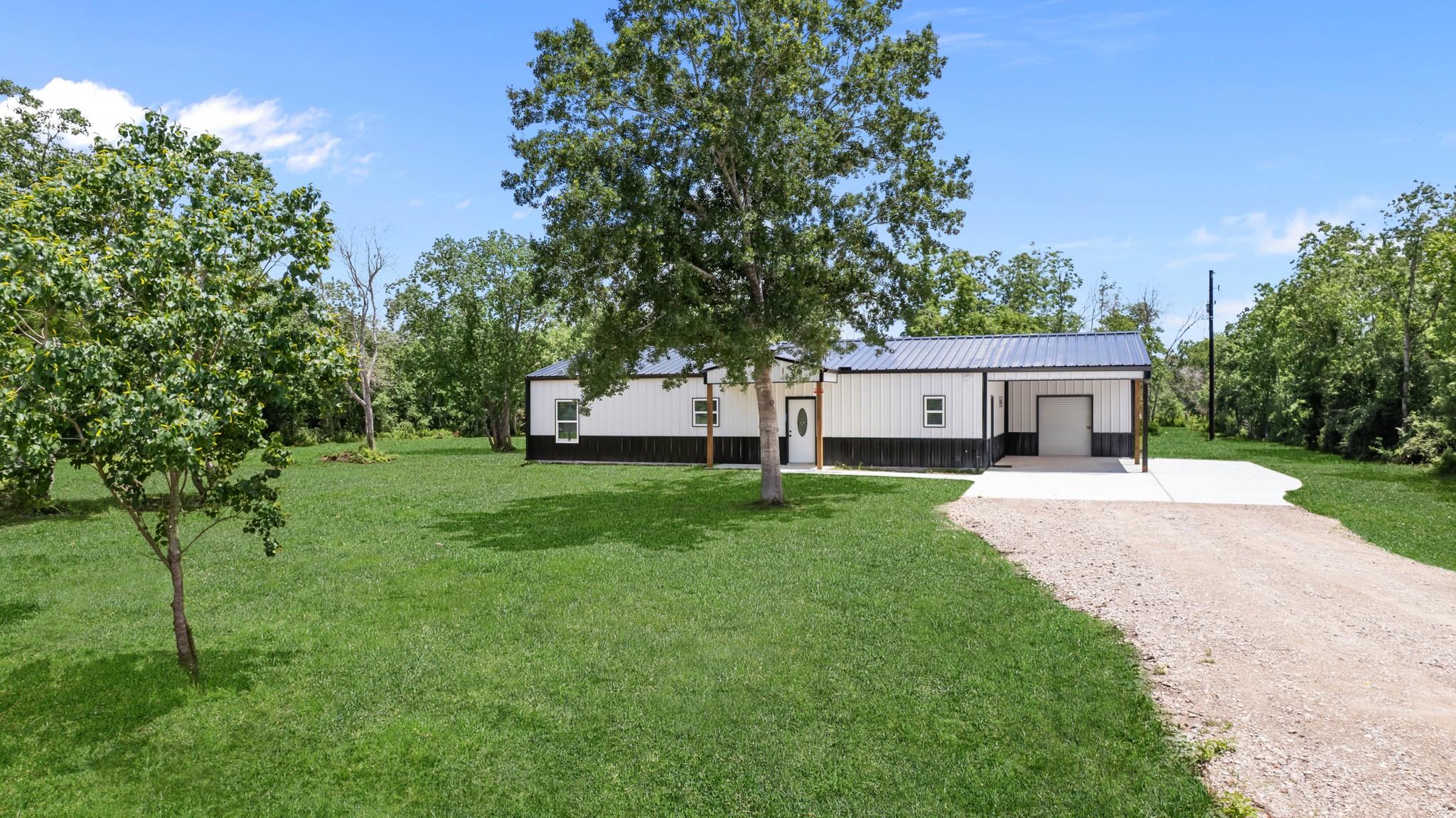 9309 Ave C