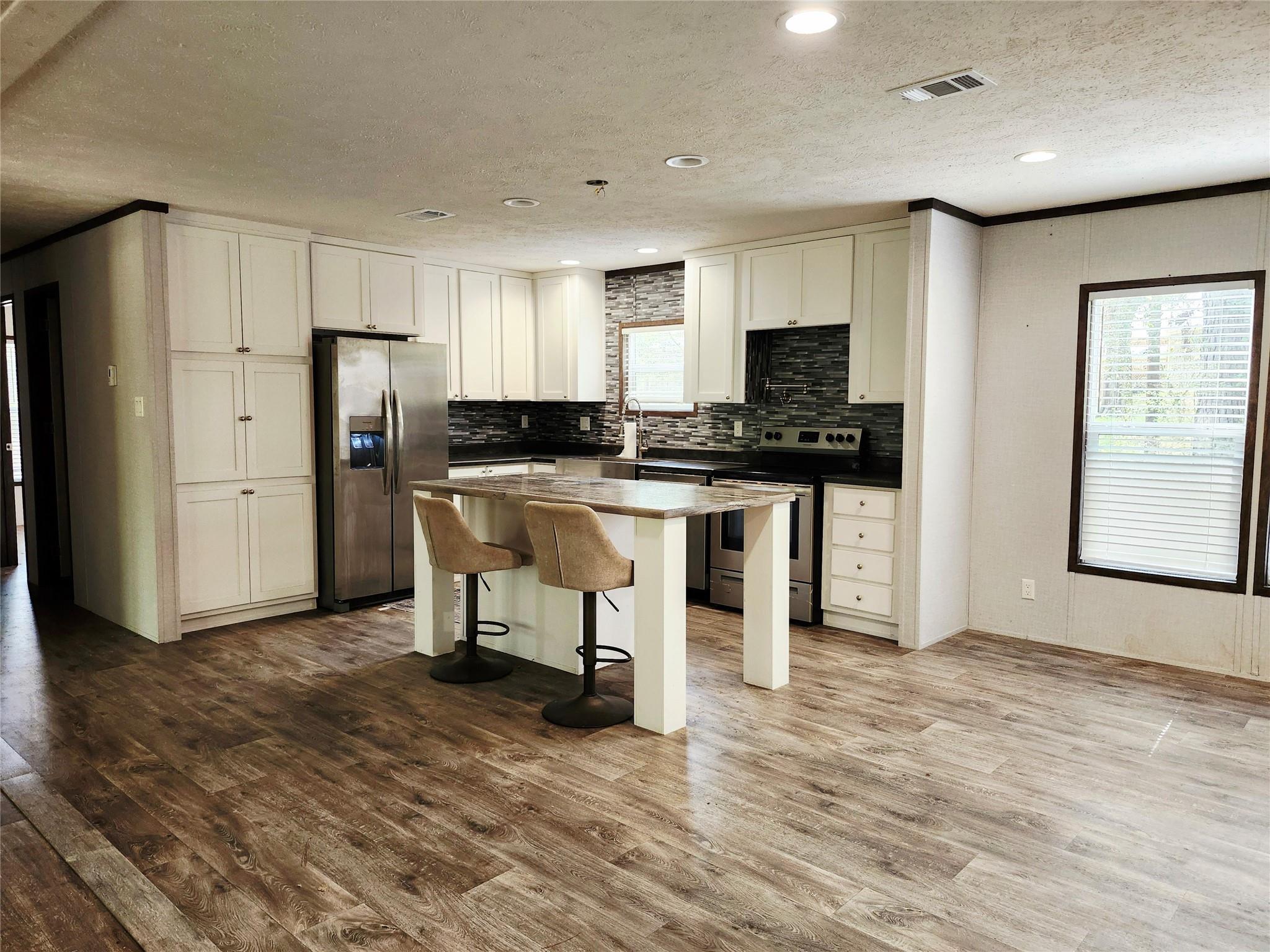 23076 Farm To Market 227