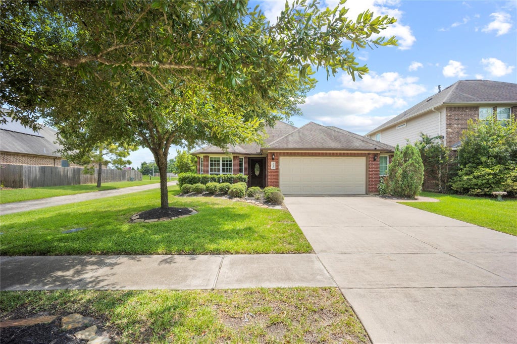 Photo of 21446 Kirsten Falls Drive, Porter, TX 77365 (MLS # 77004062)