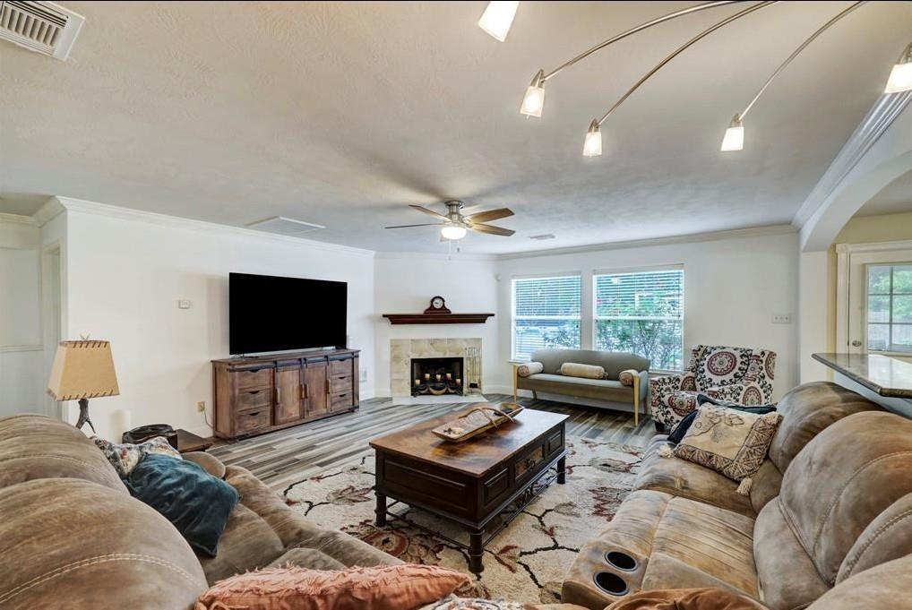 5949 Whispering Lakes Drive
