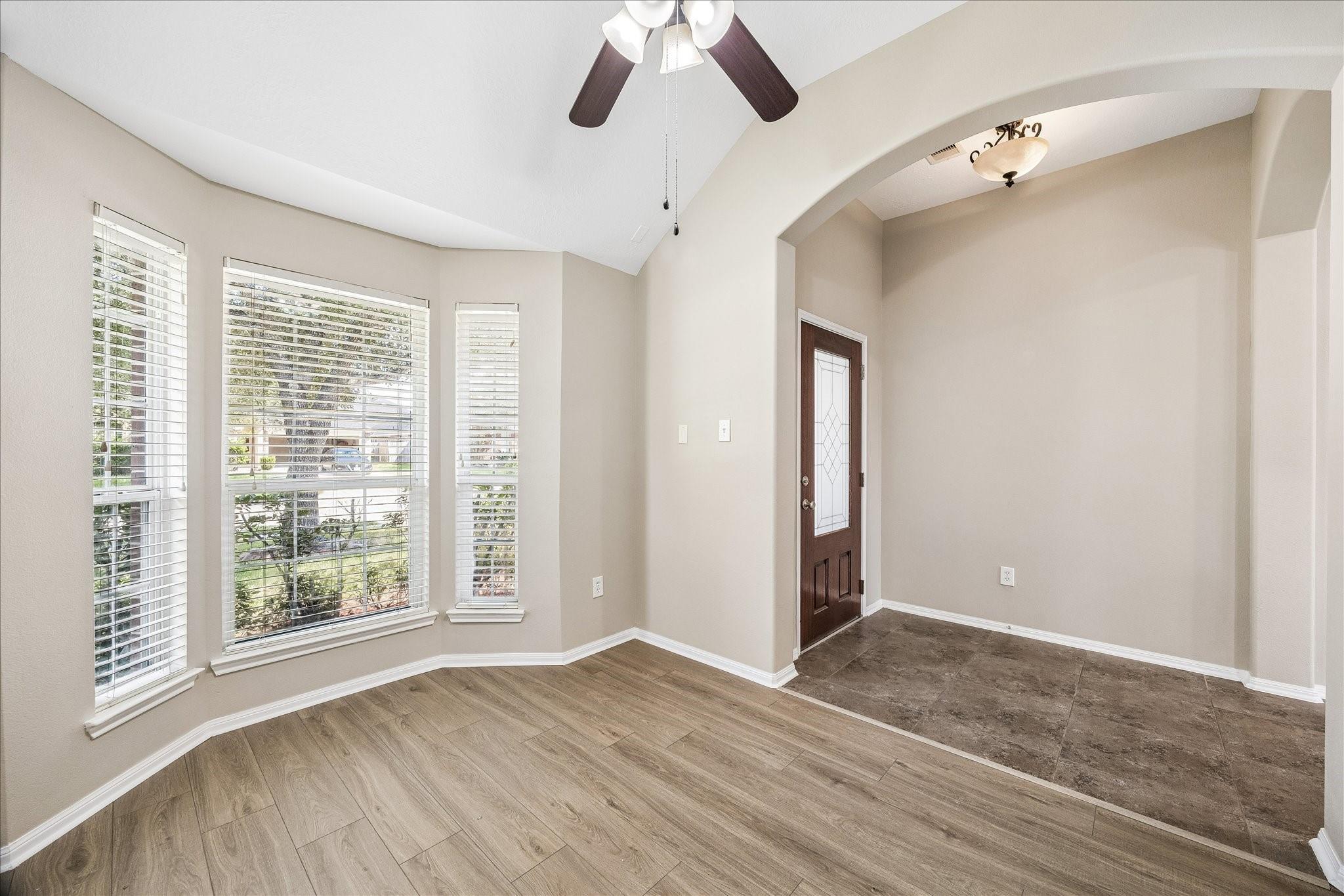 2404 Avalon Trace Lane