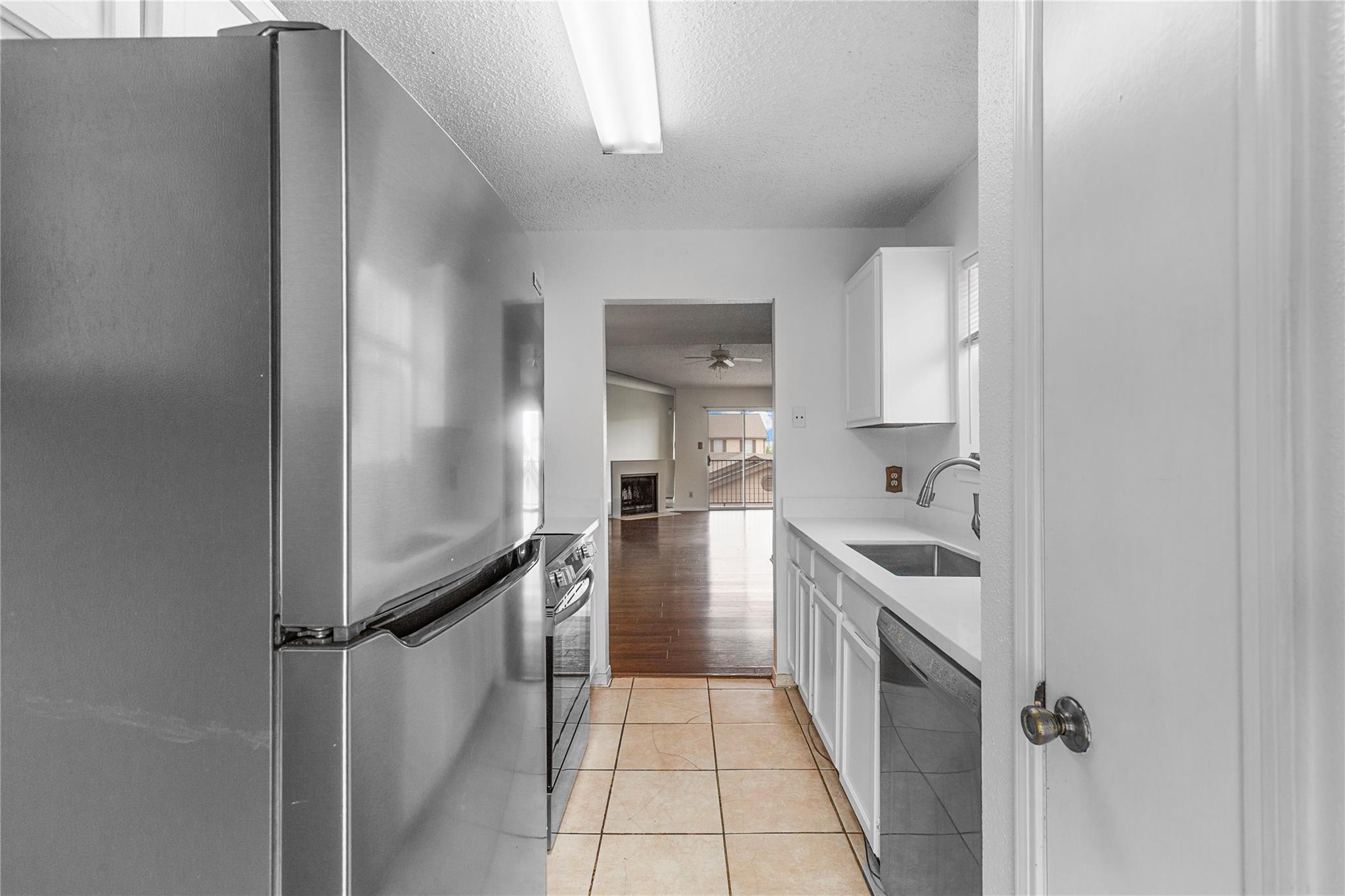 2121 Hepburn Street 912