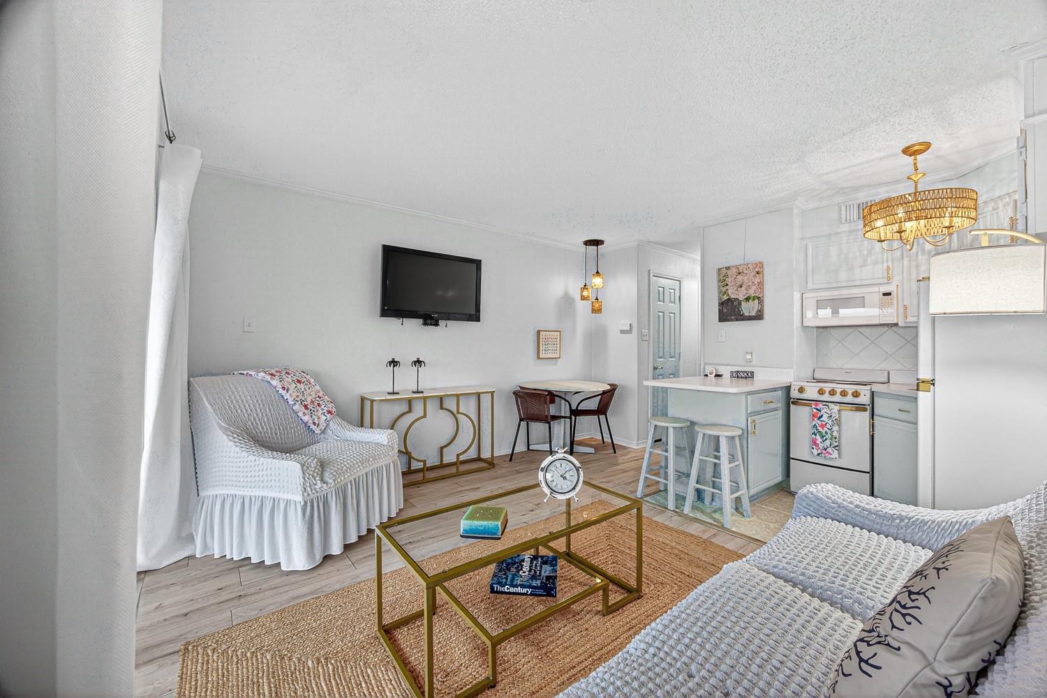 6102 Seawall Boulevard 229
